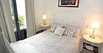 Apartamentos Pilatos King'S Inn