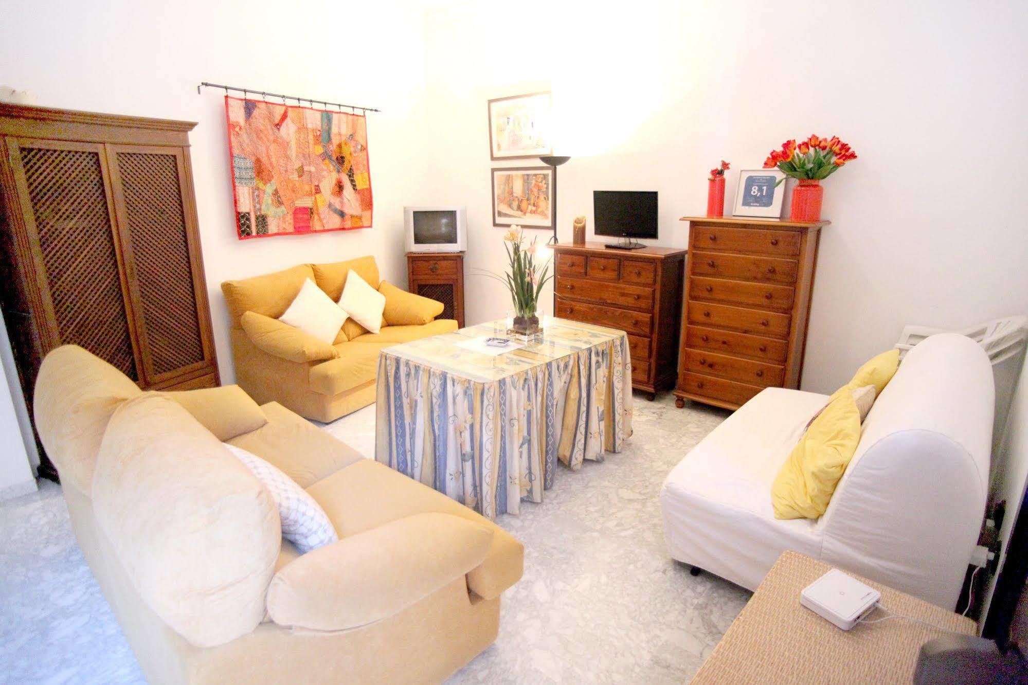 Apartamentos Pilatos King'S Inn